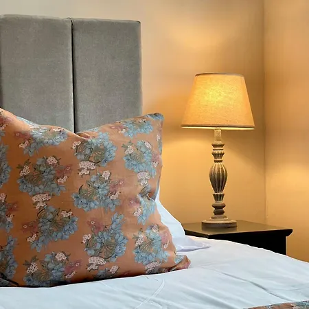 Oddfellows Mews Hotel 3*
